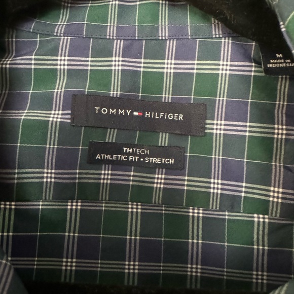 Men’s Tommy Hilfiger size M - Picture 2 of 2